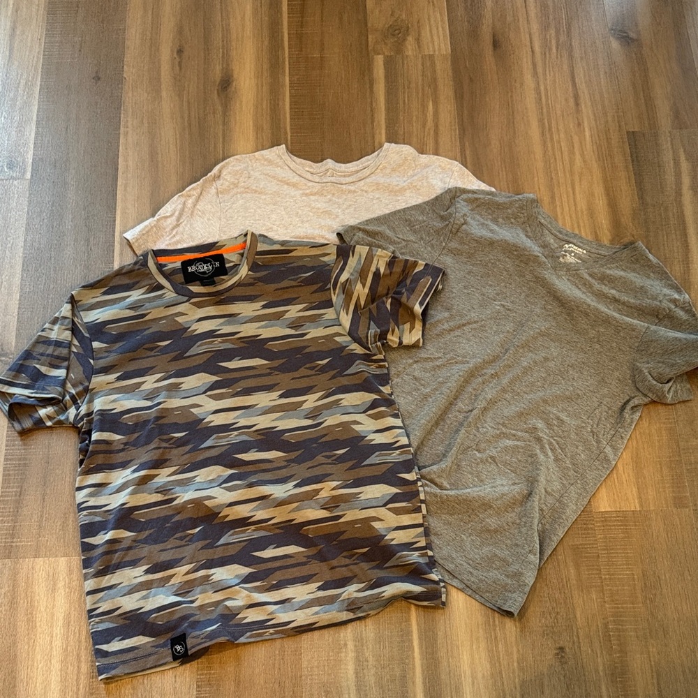 Men's Graphic and Solid T-Shirts Set